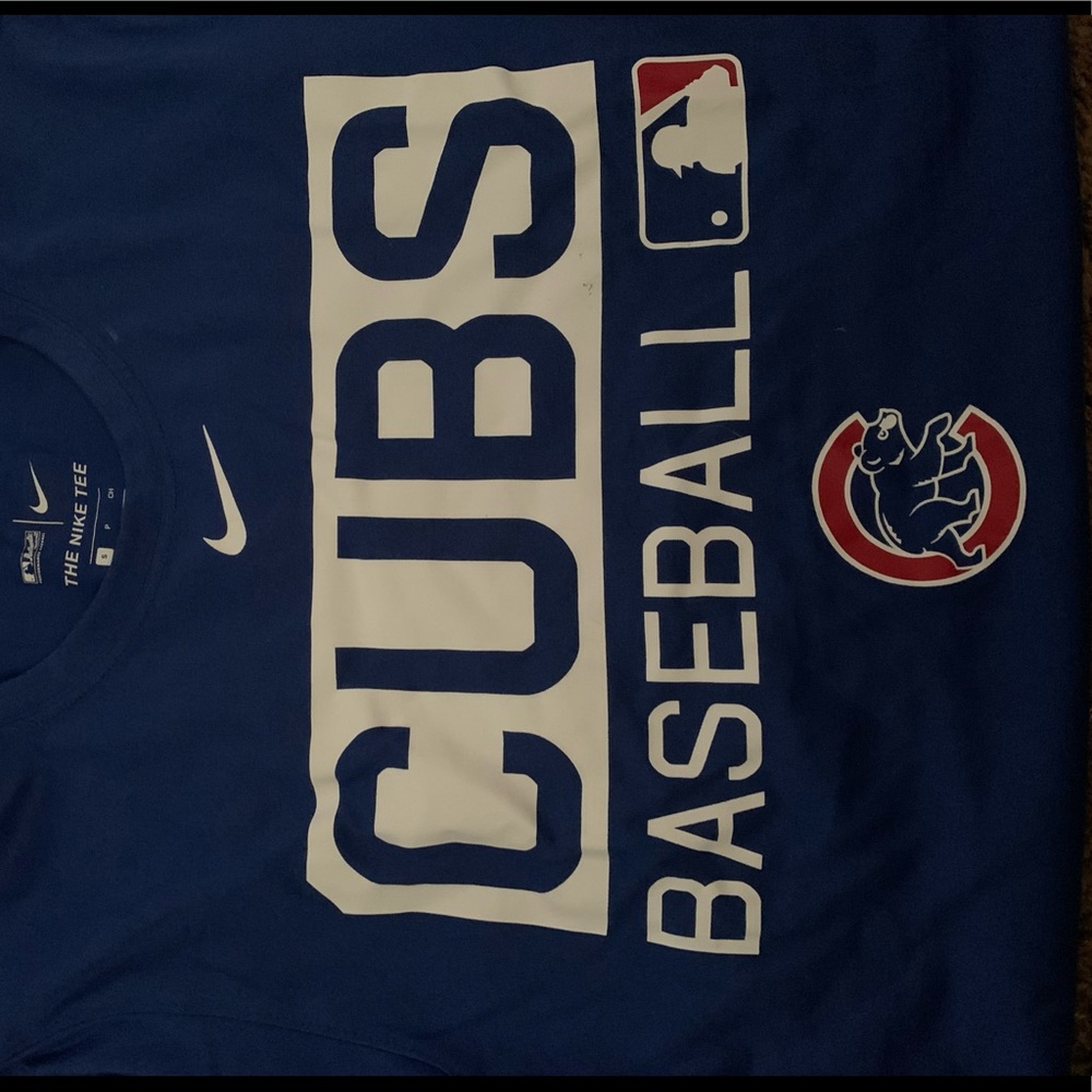 Nike Chicago Cubs dry fit tee